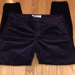 Old Navy rockstar super skinny Jean.